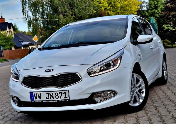 Kia Ceed cena 45800 przebieg: 60000, rok produkcji 2015 z Drawsko Pomorskie małe 781